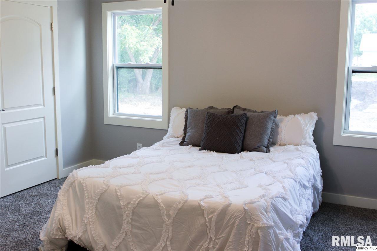 209-211 West School Street Camp Point, IL 62320 - Photo 14 of 23 Gallery Image 14