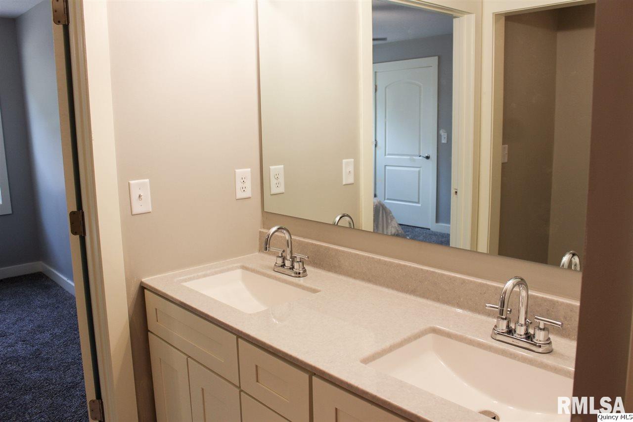 209-211 West School Street Camp Point, IL 62320 - Photo 15 of 23 Gallery Image 15