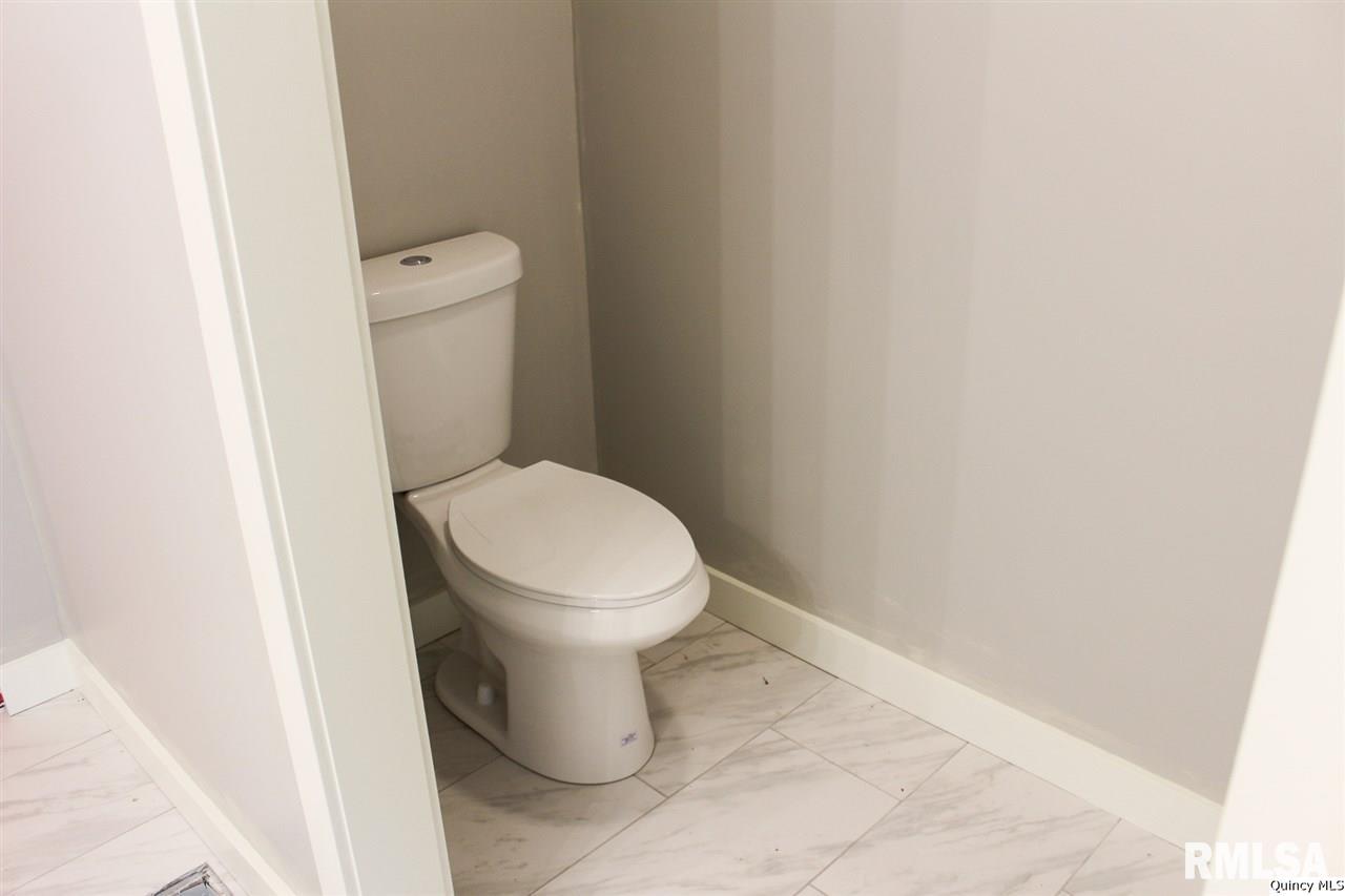 209-211 West School Street Camp Point, IL 62320 - Photo 17 of 23 Gallery Image 17