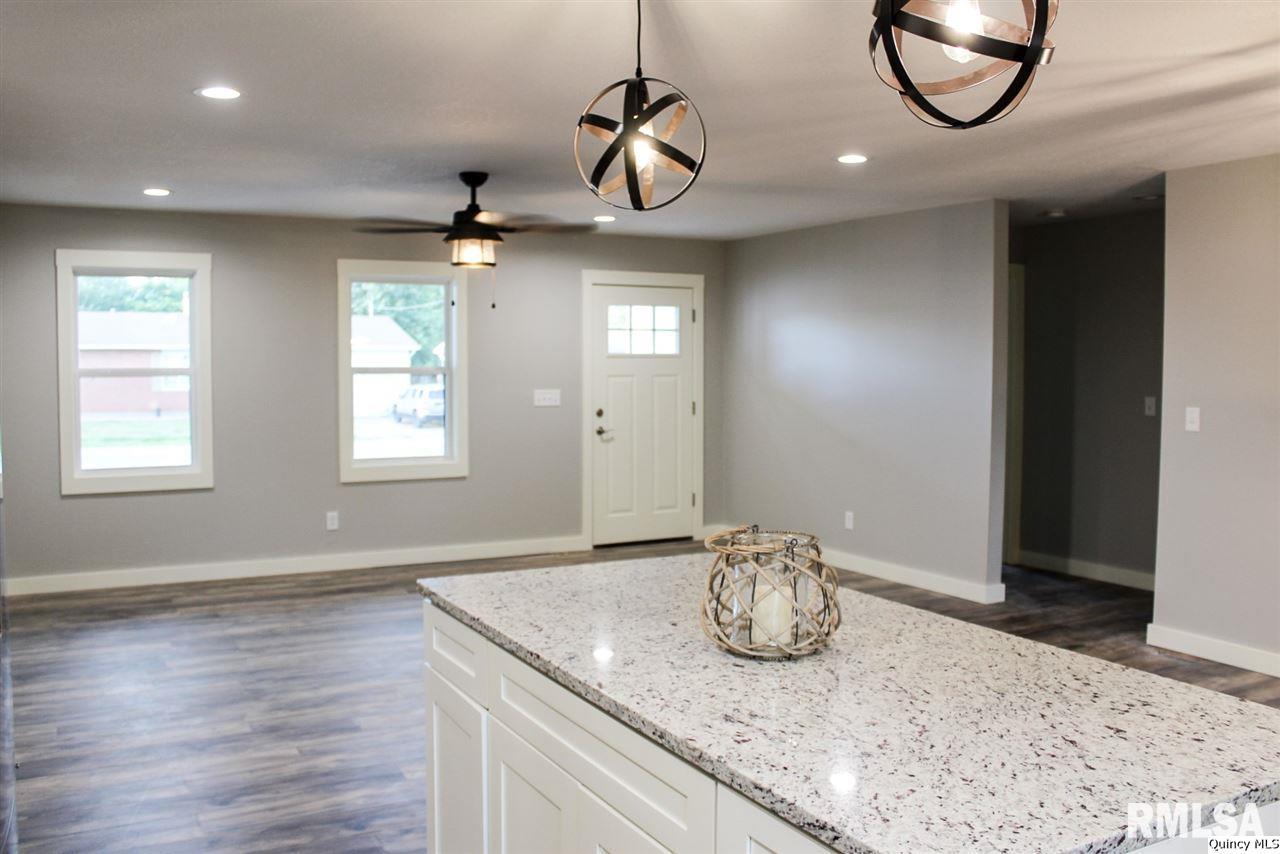 209-211 West School Street Camp Point, IL 62320 - Photo 8 of 23 Gallery Image 8