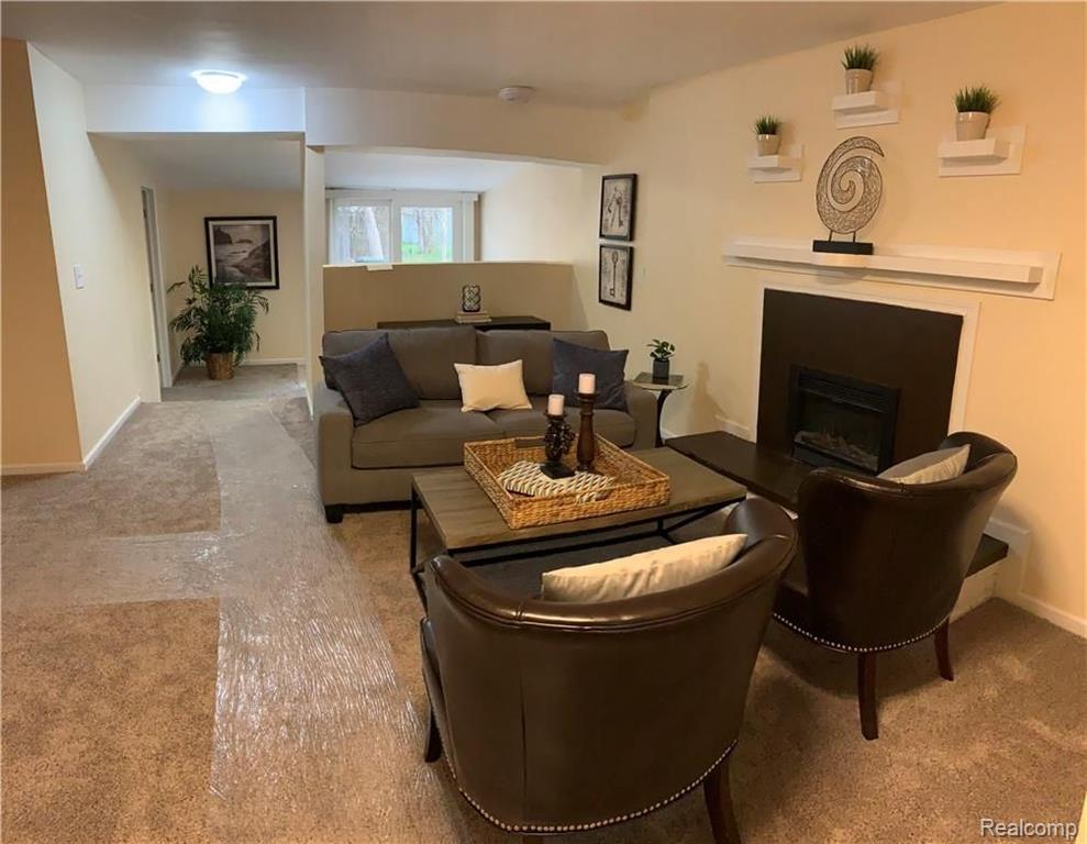 1881 June Avenue Rochester Hills, MI 48309 - Photo 17 of 26