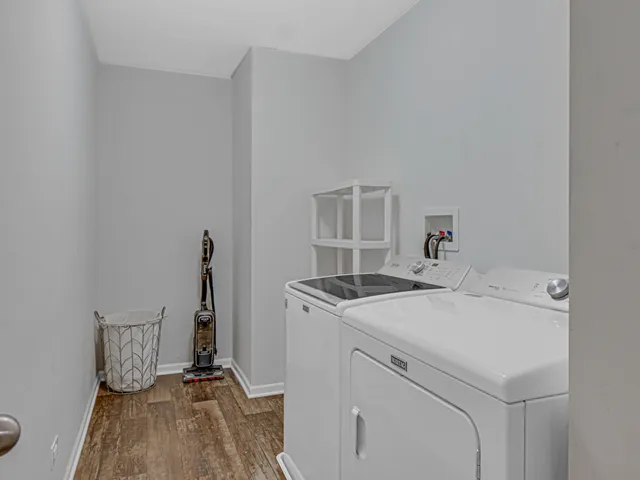 $420,000 | 901 Sable Ridge Drive, Joliet, IL 60431