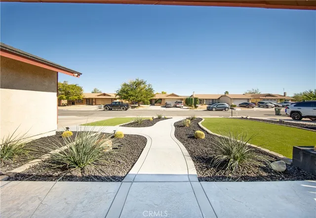 $394,888 | 13577 Arroyo Drive, Victorville, CA 92395