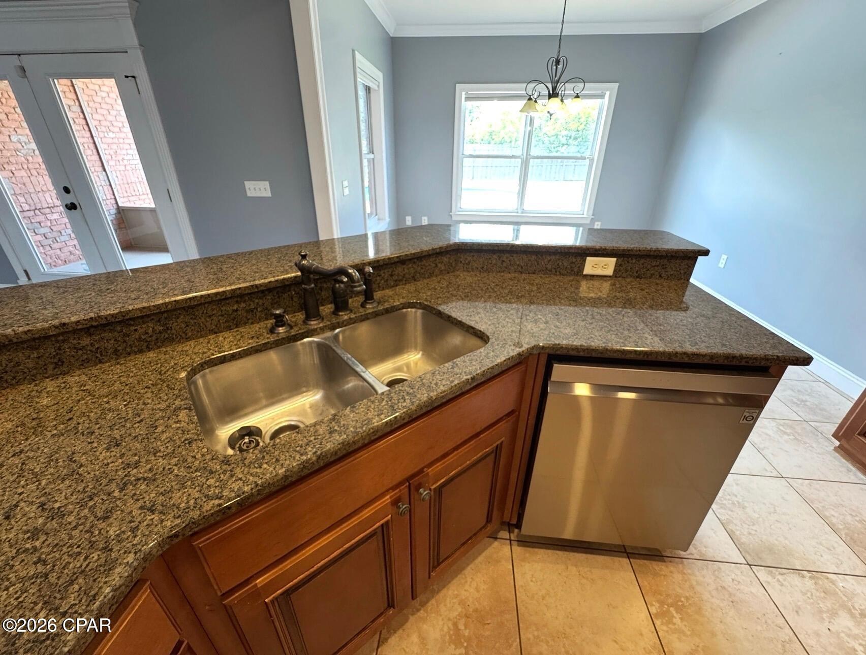 207 Lakeview Terrace Lynn Haven, FL 32444 - Photo 8 of 29 Gallery Image 8
