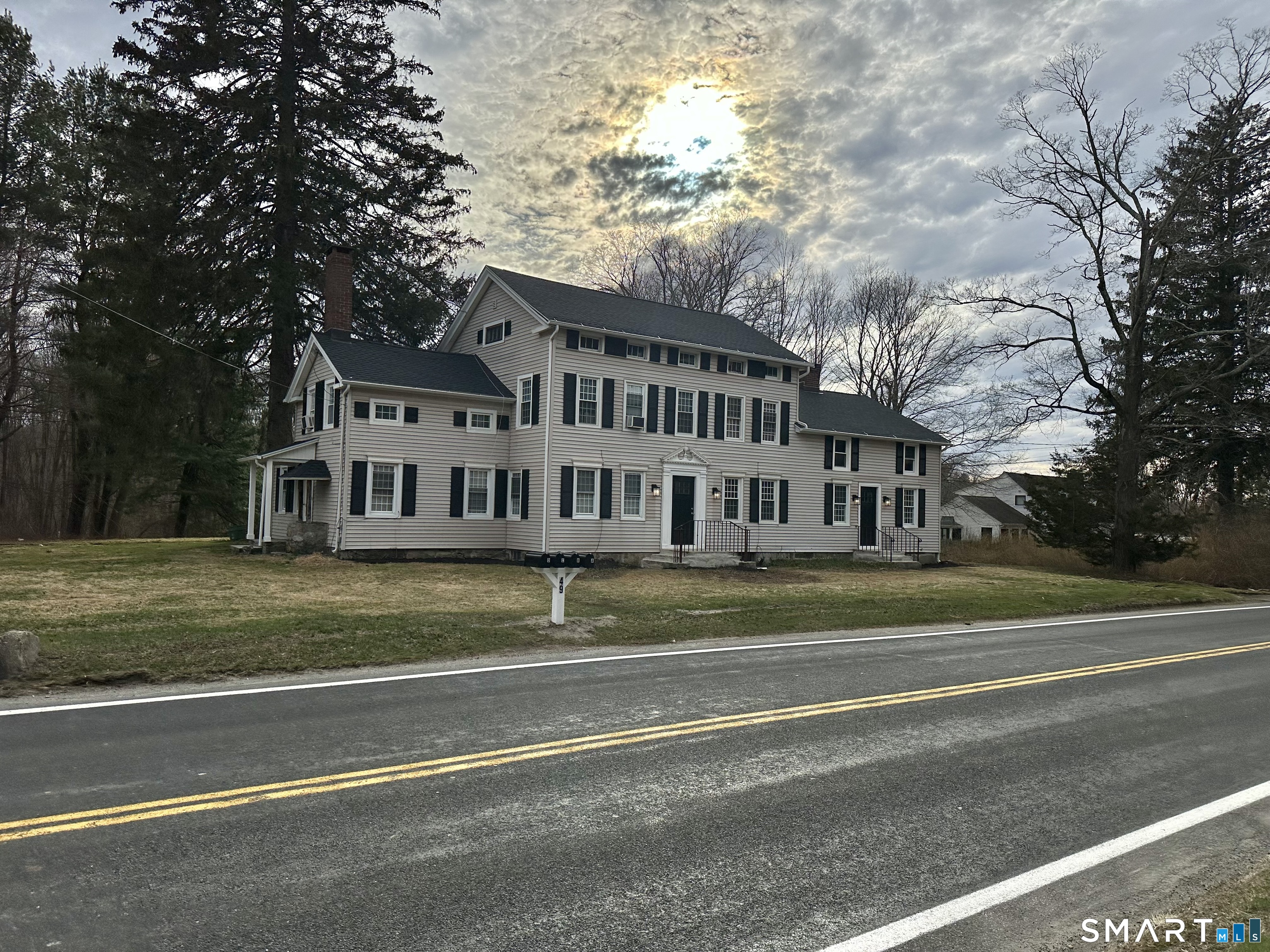 49 Dodgingtown Road Newtown, CT 06470 - Photo 9 of 13