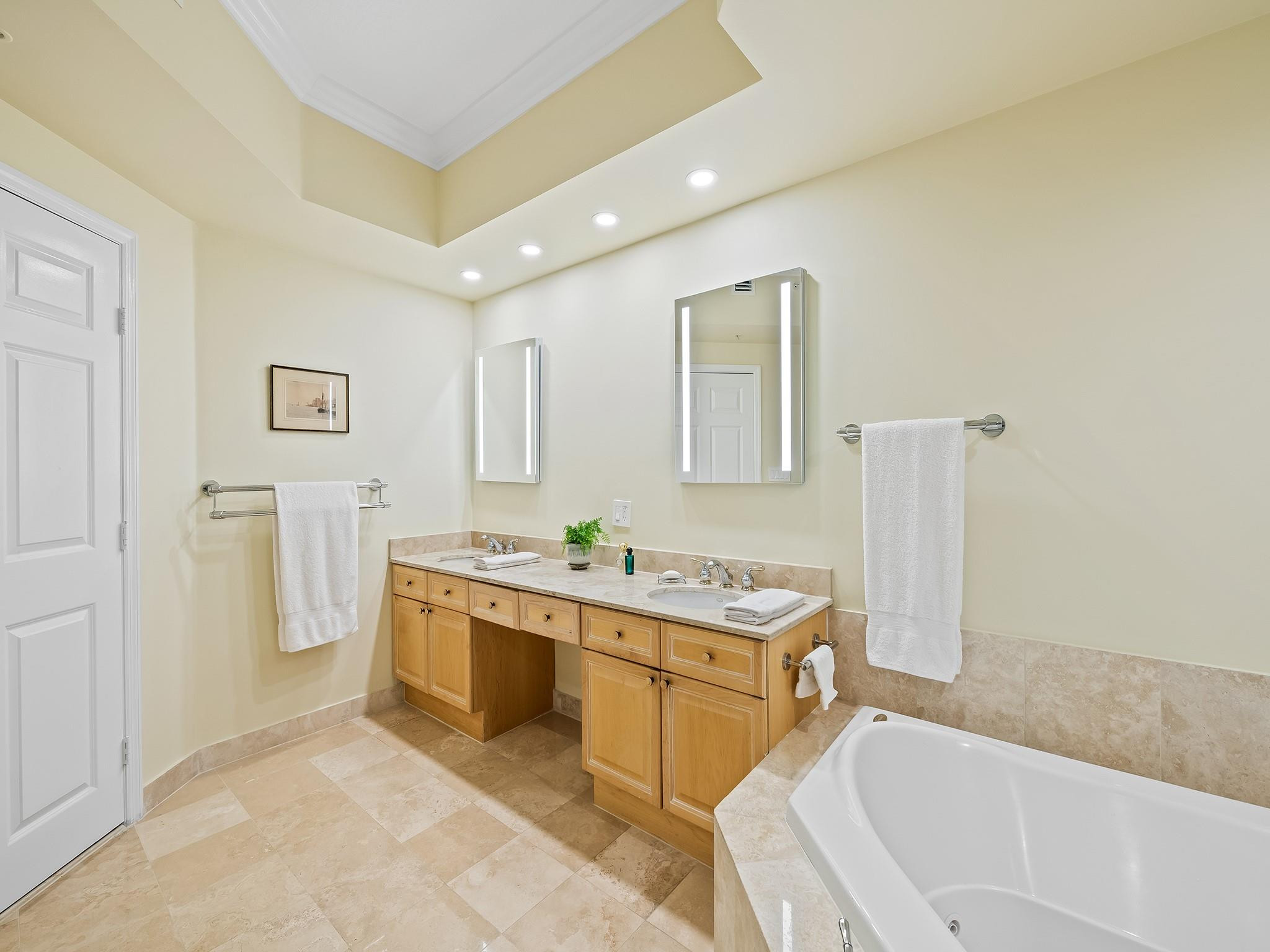 100 South Birch Road, Unit 1803 Fort Lauderdale, FL 33316 - Photo 17 of 42 Photo 17