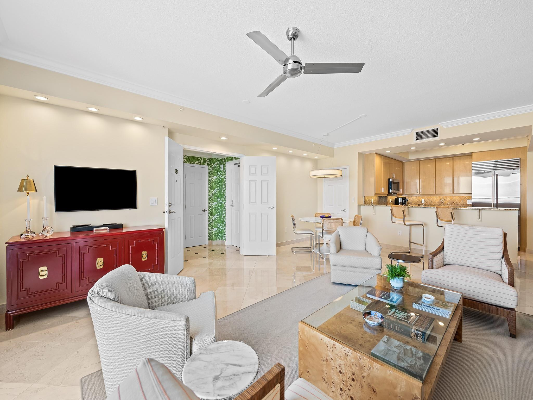 100 South Birch Road, Unit 1803 Fort Lauderdale, FL 33316 - Photo 5 of 42 Living Room / Dining Room / Kitchen
