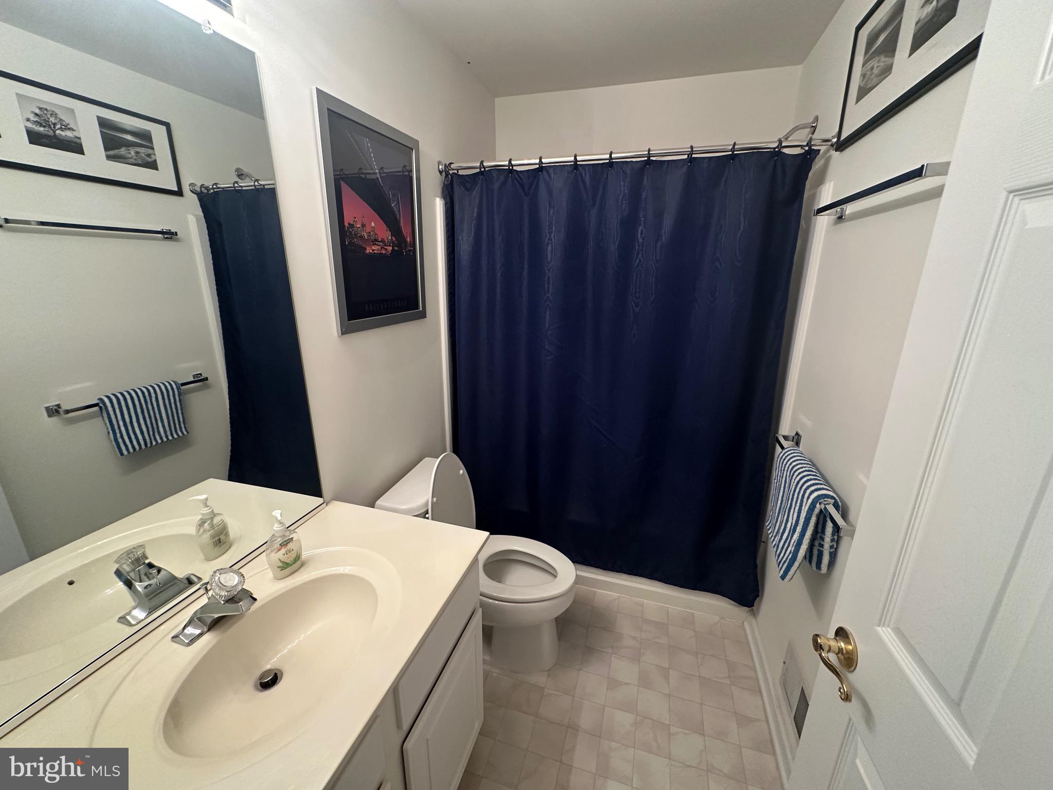 3 Firethorn Lane Delran, NJ 08075 - Photo 12 of 13 Full bath in hallway