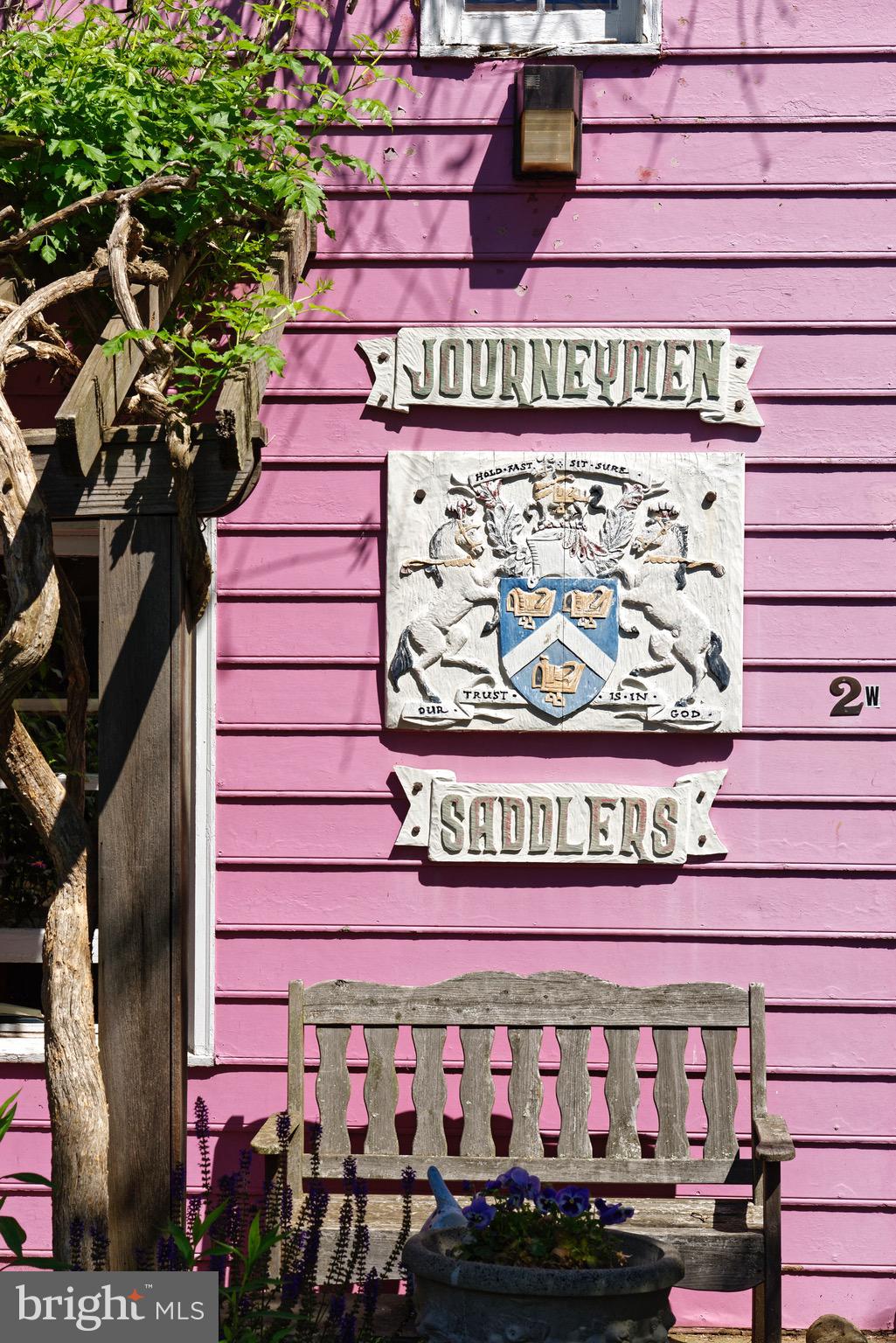 21088 Unison Road Middleburg, VA 20117 - Photo 56 of 66 Have you leather items repaired right in town!