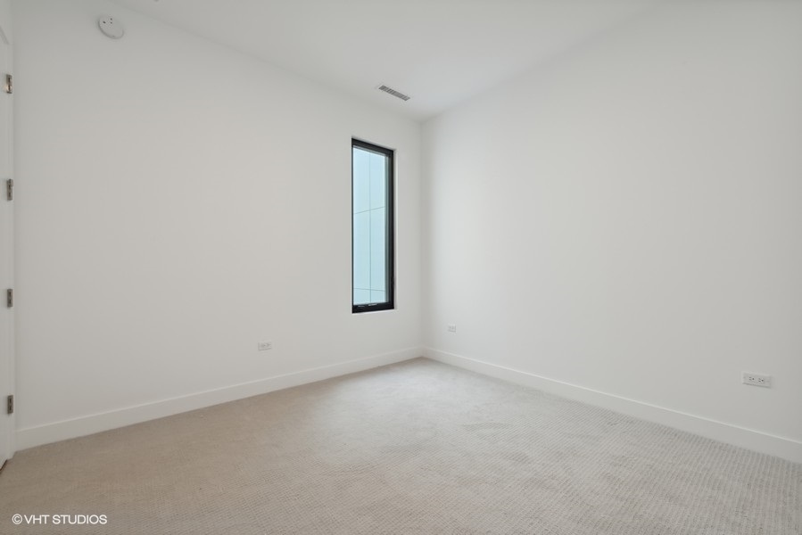 323 South Racine Avenue, Unit 6A Chicago, IL 60607 - Photo 20 of 28 a view of an empty room