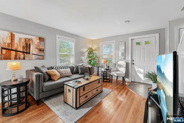 $369,000 | 230 Lafayette Place, Unit 4D, Englewood, NJ 07631