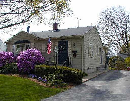 58 Greylock Road Bristol, RI 02809 - Photo 1 of 5 Exterior Front.