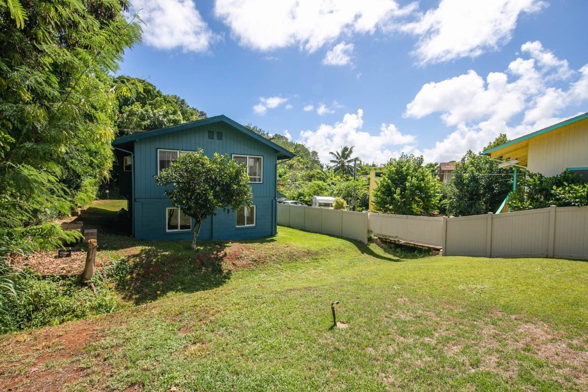 4875 Hauaala Road, Unit 1 Kapaa, HI 96746 - Photo 3 of 19 a view of a backyard