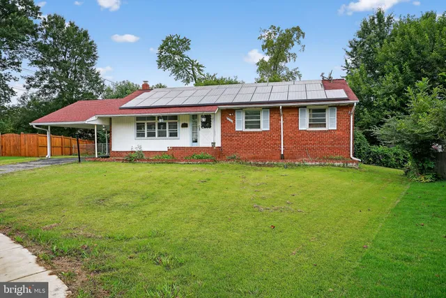 $419,990 | 7902 Oland Court, Hyattsville, MD 20784