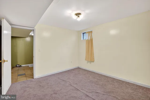 $419,990 | 7902 Oland Court, Hyattsville, MD 20784