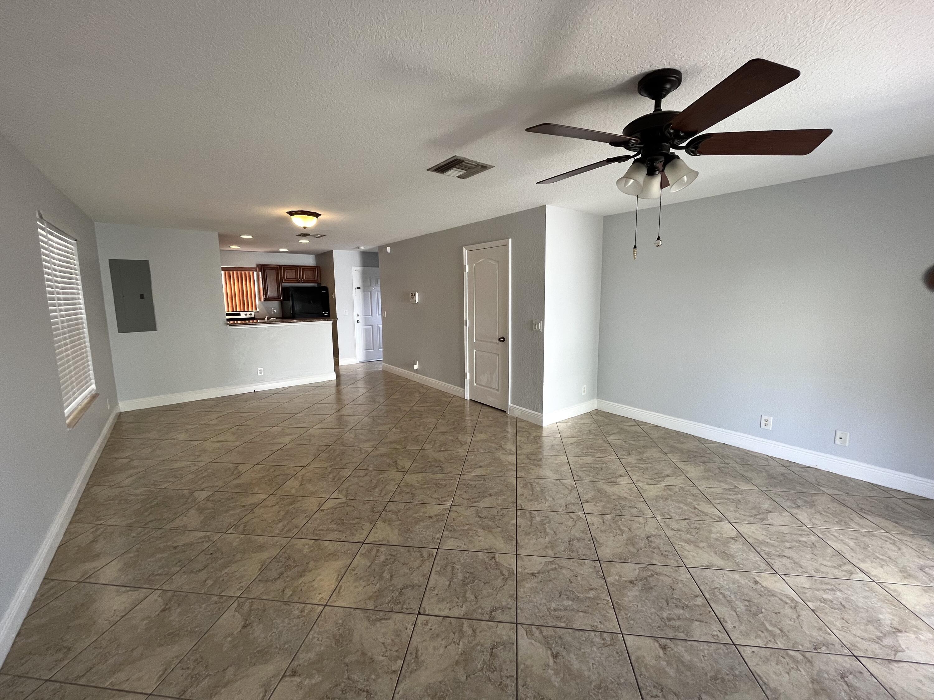 4353 Springfield Street Lake Worth, FL 33461 - Photo 4 of 17 Spacious living room