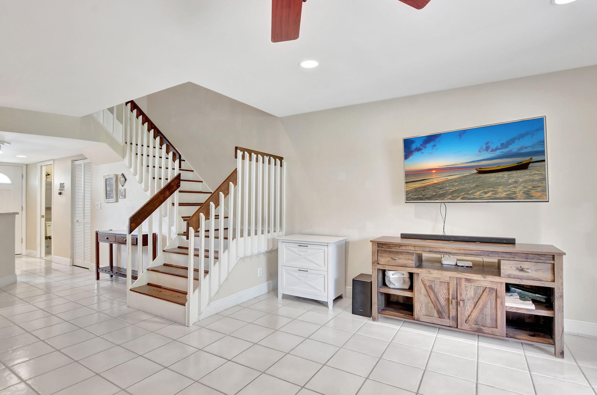 6402 Boca Circle Boca Raton, FL 33433 - Photo 12 of 26 Bunting living room with tv