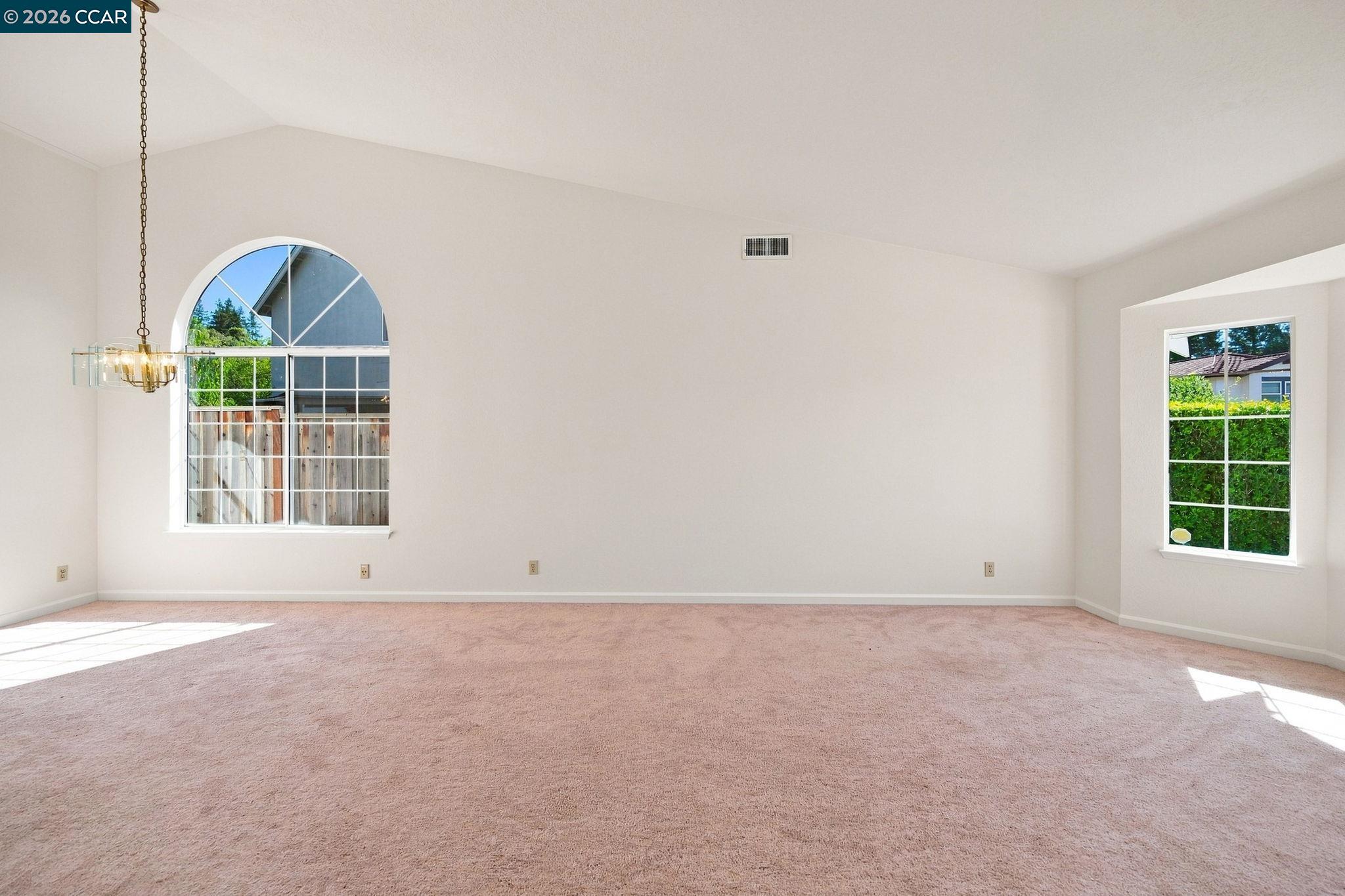 147 Summerset Court San Ramon, CA 94583 - Photo 17 of 28 Gallery Image 17