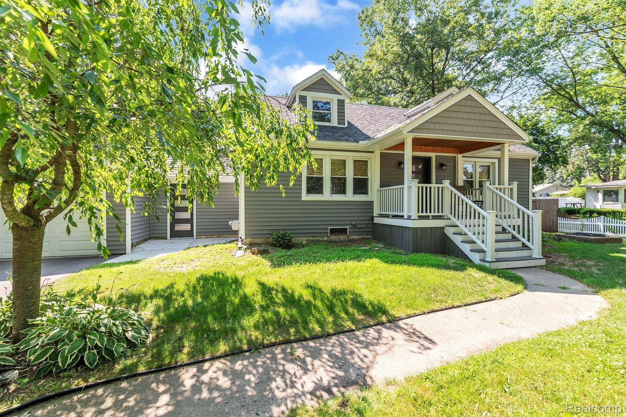1405 Butler Boulevard Howell, MI 48843 - Photo 36 of 36 36-1405 Butler Blvd-windowstill-rea.jpg