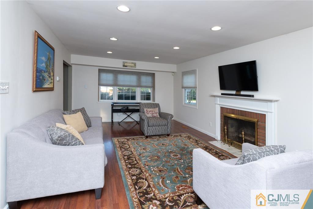 21 Prests Mill Road Old Bridge, NJ 08857 - Photo 4 of 24 Gallery Image 4
