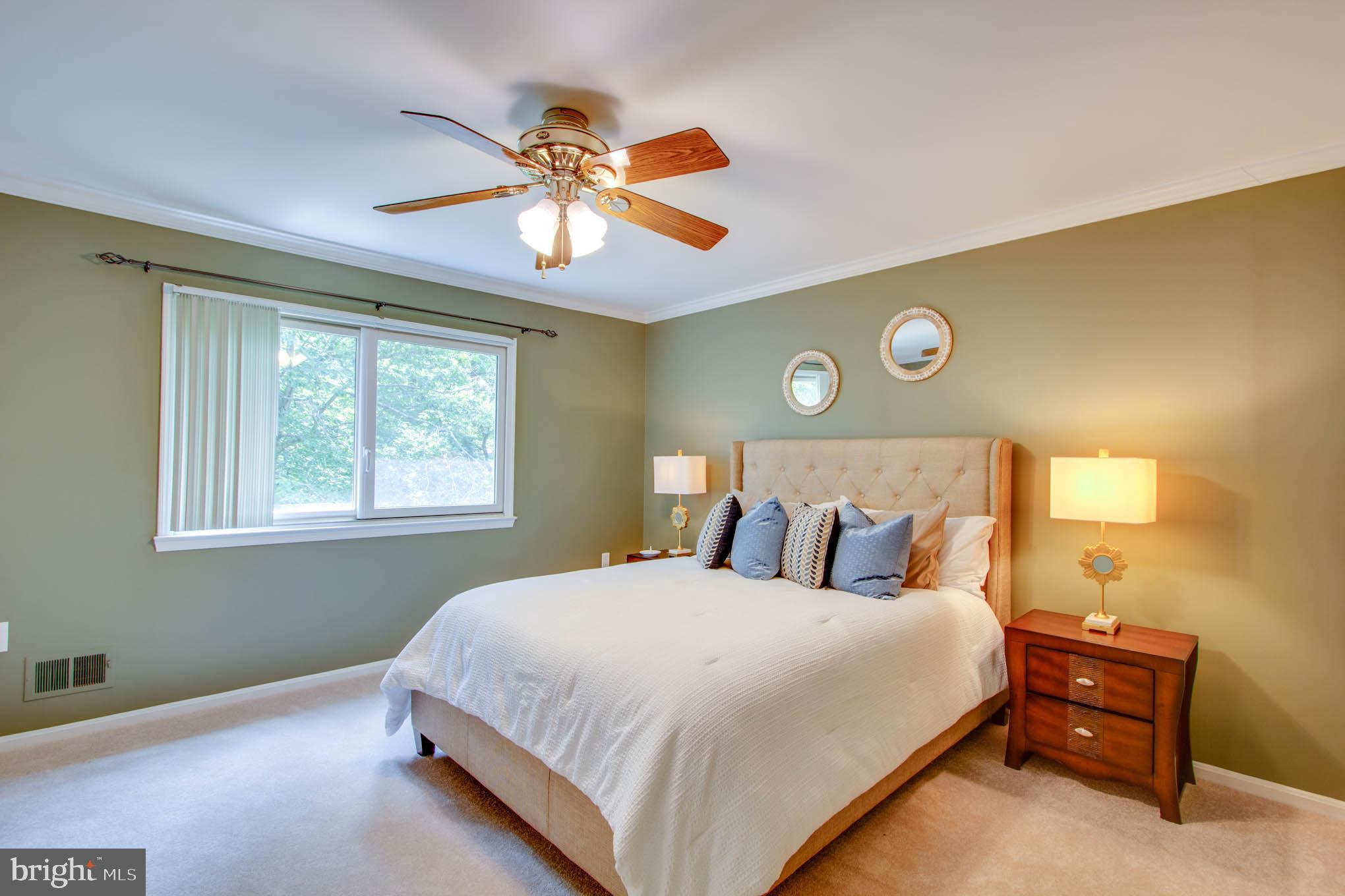 9048 Brook Ford Road Burke, VA 22015 - Photo 18 of 54 Gallery Image 18