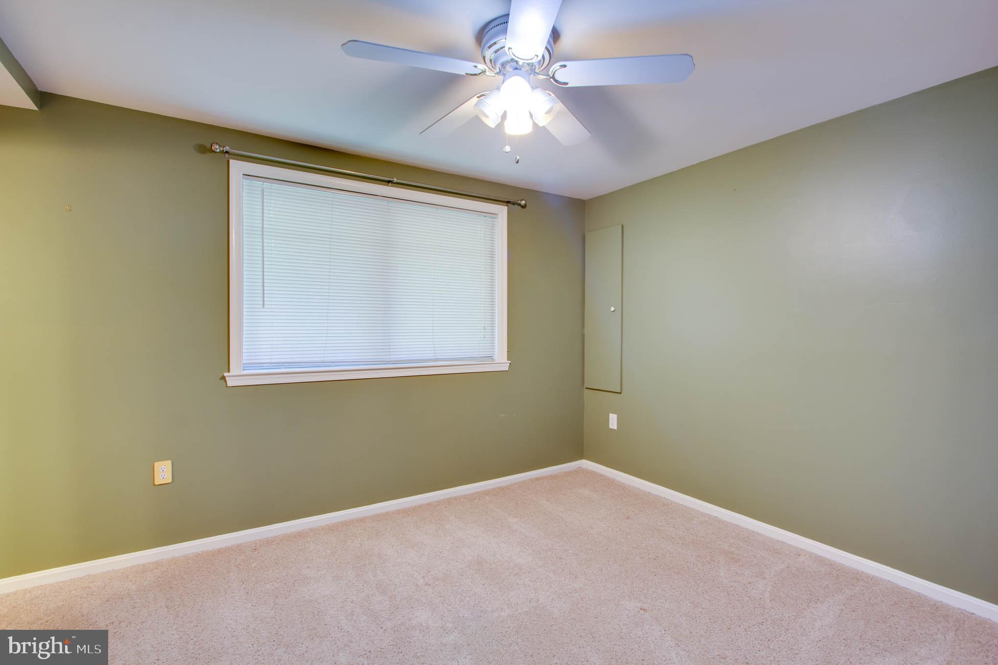 9048 Brook Ford Road Burke, VA 22015 - Photo 46 of 54 Gallery Image 46