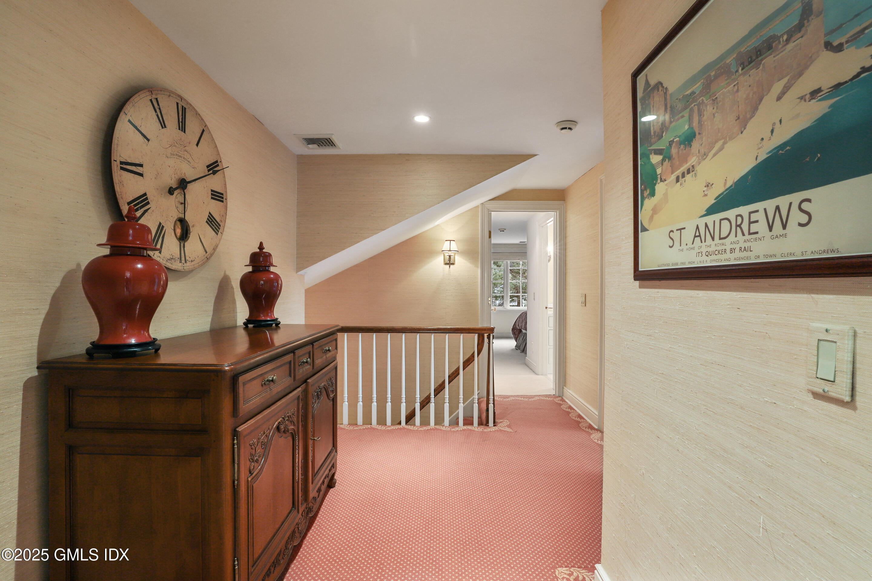 502 Indian Field Road Greenwich, CT 06830 - Photo 20 of 37 Second Floor Hallway