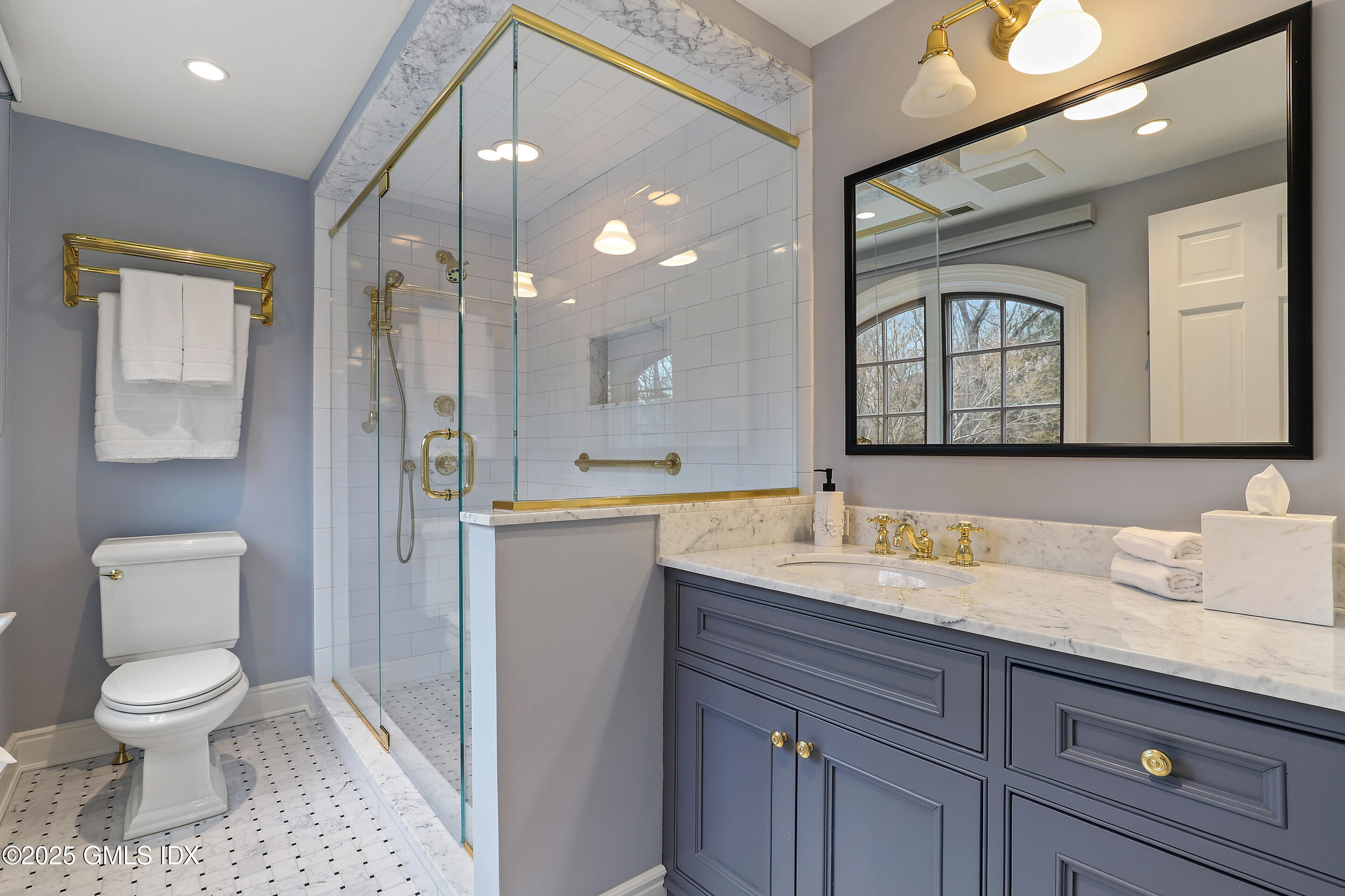 502 Indian Field Road Greenwich, CT 06830 - Photo 23 of 37 Upstairs Bathroom