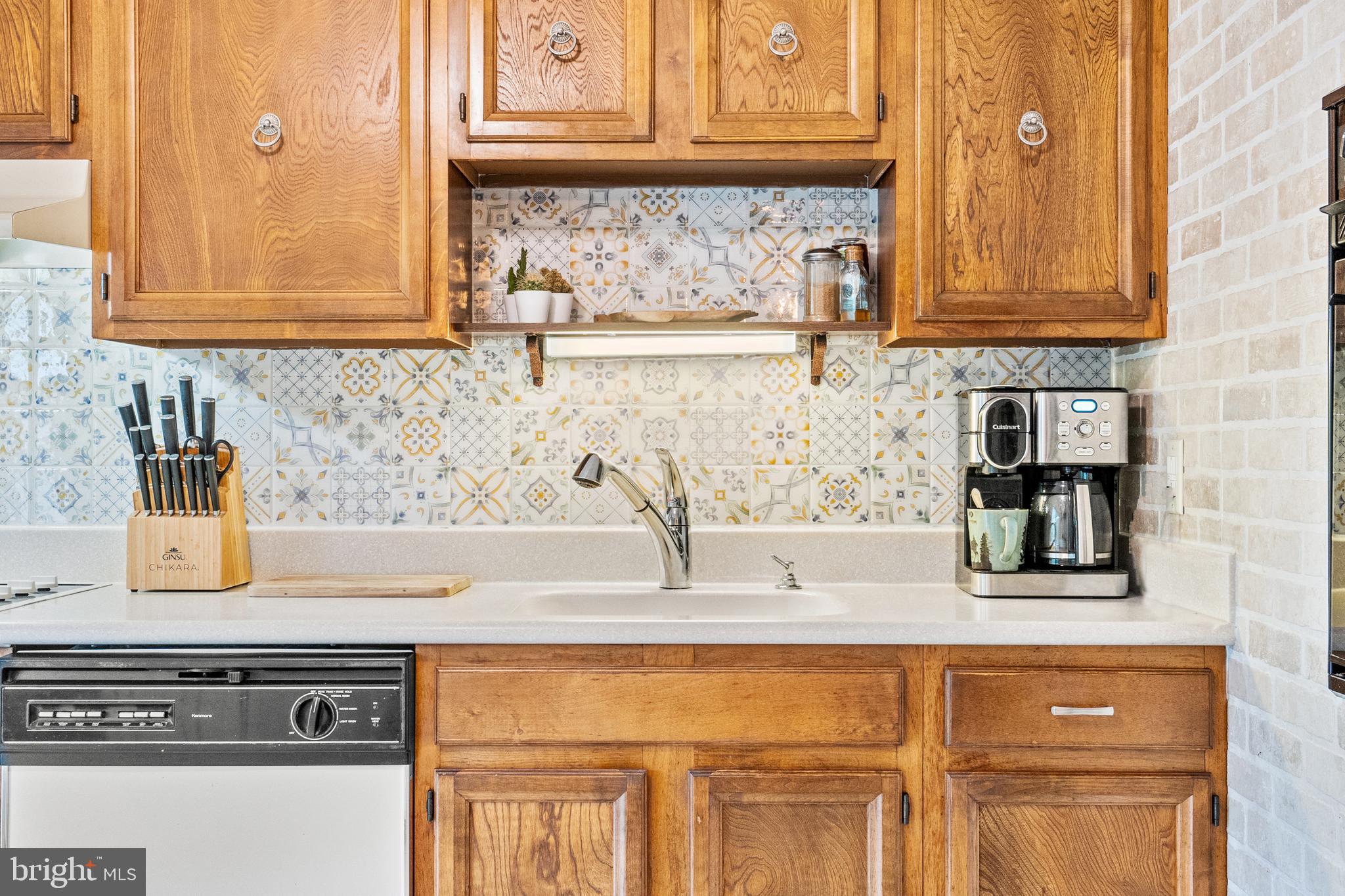 3760 Ridgewood Lane Brookhaven, PA 19015 - Photo 4 of 50 Gallery Image 4