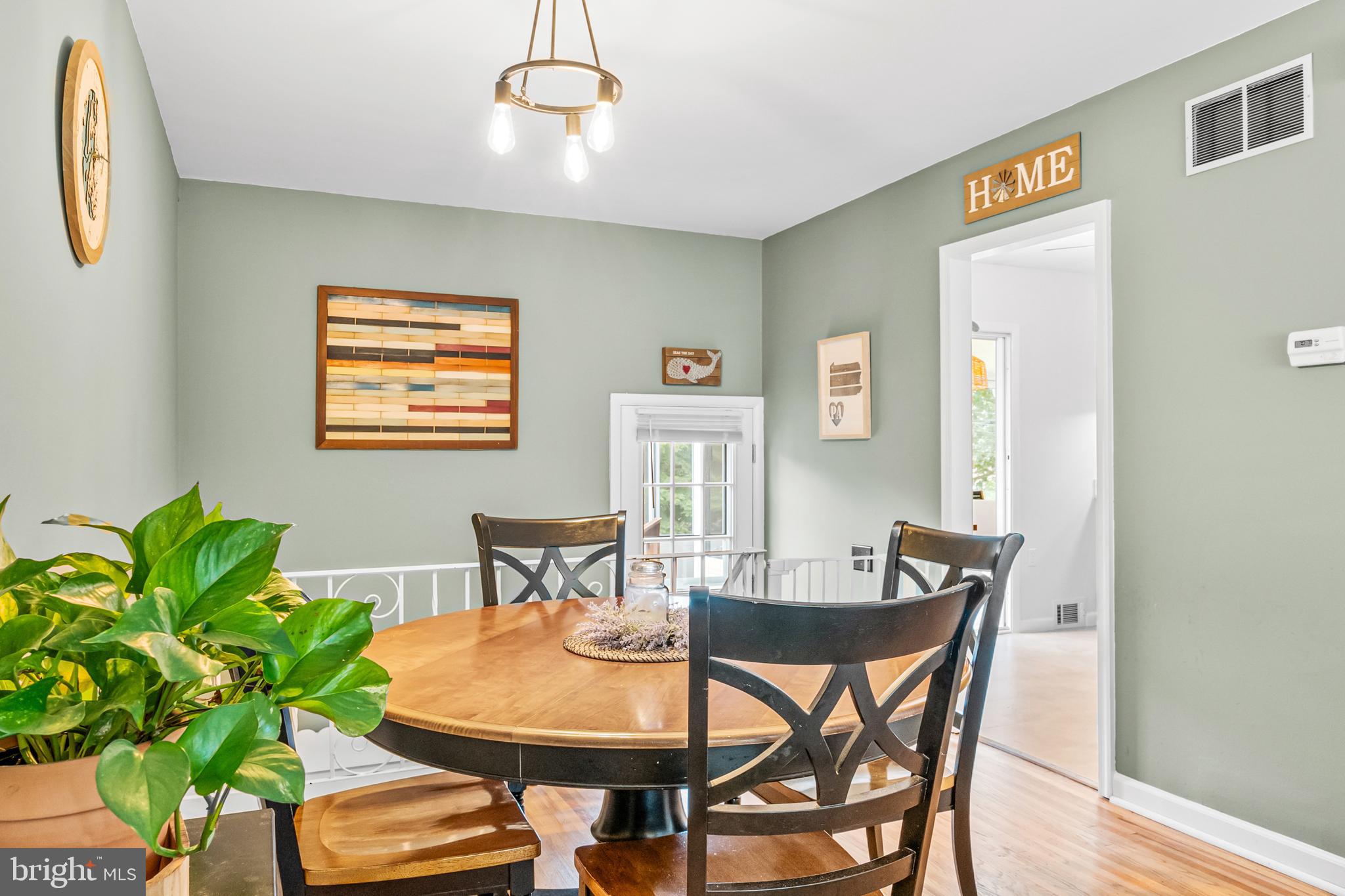 3760 Ridgewood Lane Brookhaven, PA 19015 - Photo 5 of 50 Gallery Image 5