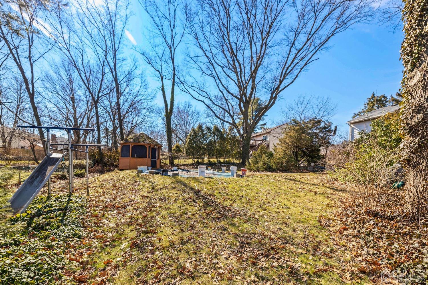 8 Sherry Road East Brunswick, NJ 08816 - Photo 23 of 30 Gallery Image 23