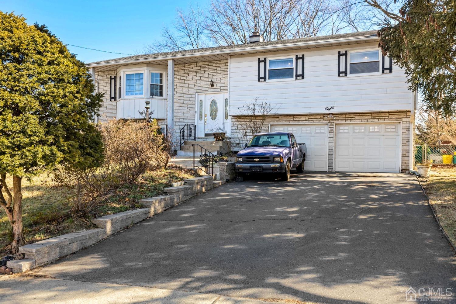8 Sherry Road East Brunswick, NJ 08816 - Photo 3 of 30 Gallery Image 3