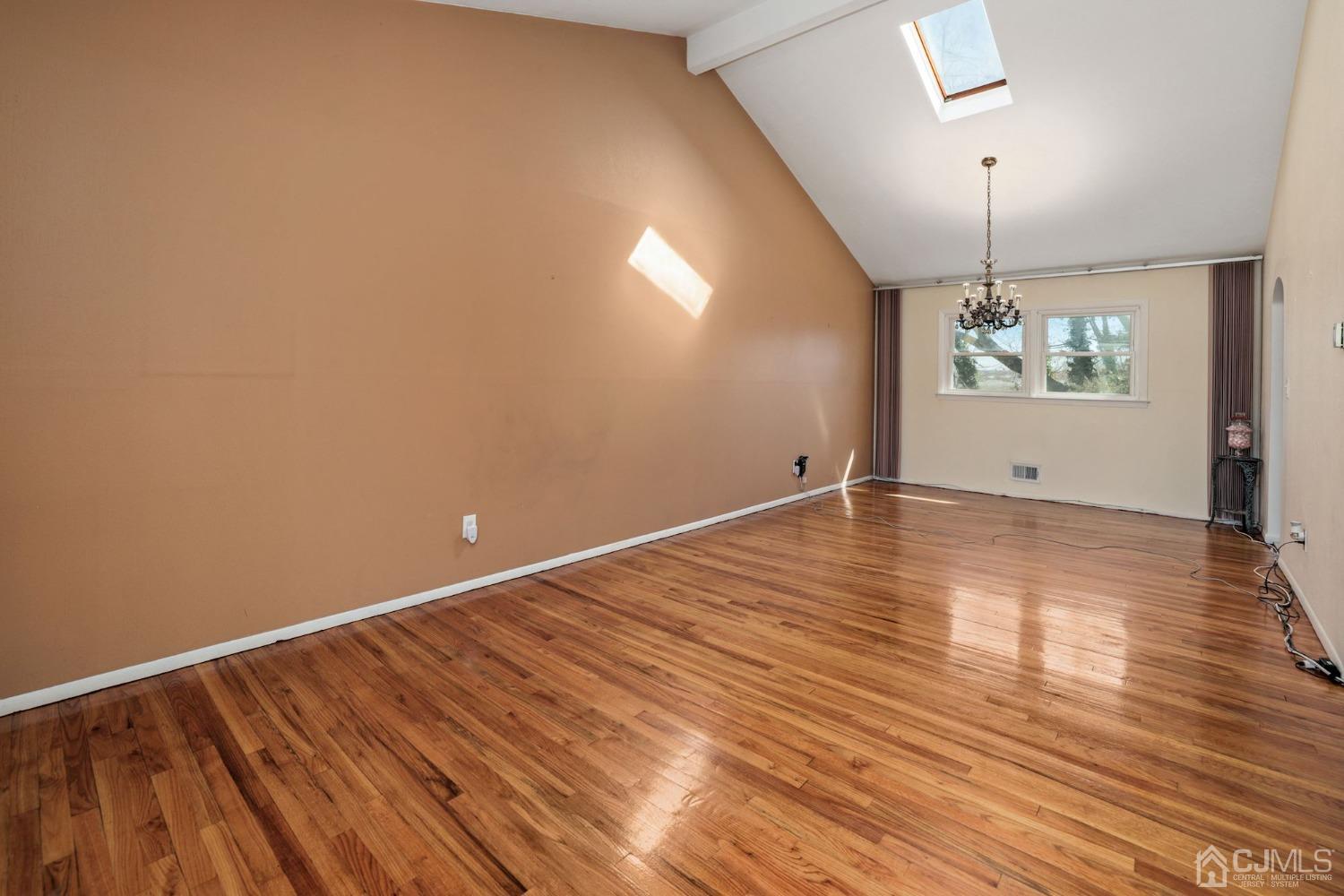 8 Sherry Road East Brunswick, NJ 08816 - Photo 9 of 30 Gallery Image 9