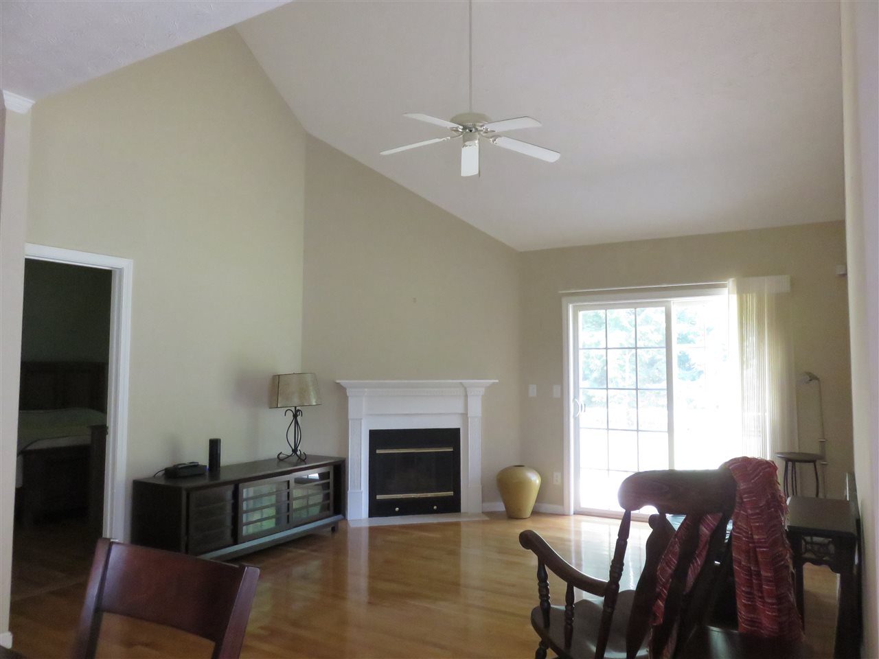10 Old Stage Road, Unit 7 Litchfield, NH 03052 - Photo 9 of 30