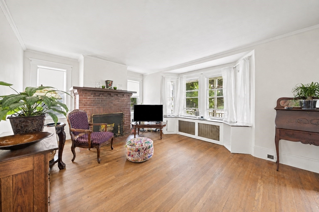 20 Fairbanks Road Milton, MA 02186 - Photo 5 of 35 Gallery Image 5