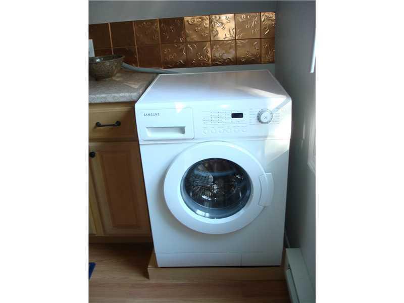 16 David Pond Road Fayette, ME 04349 - Photo 17 of 27 Kitchen. Washer