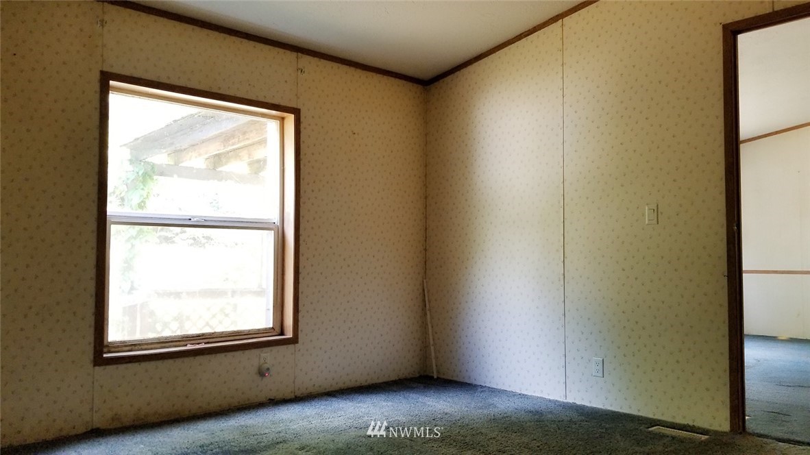13716 Marcon Lane Southwest Rochester, WA 98579 - Photo 11 of 25