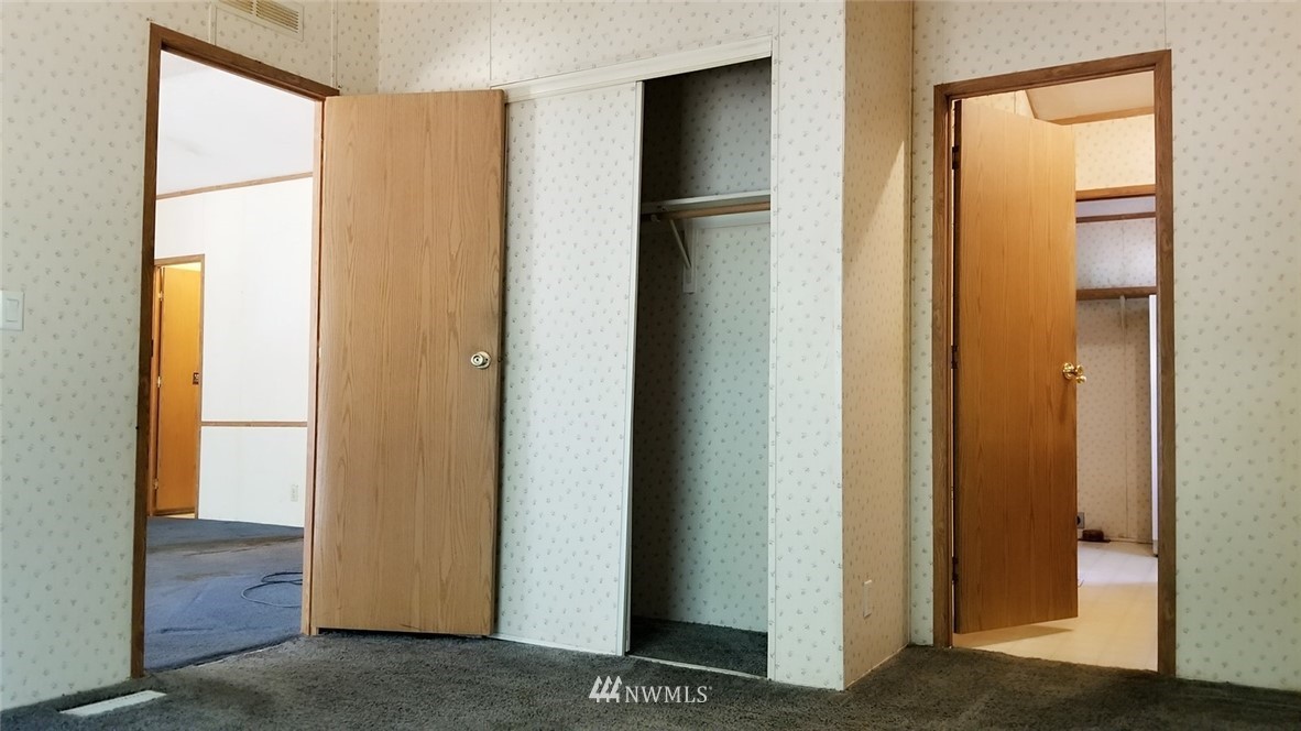 13716 Marcon Lane Southwest Rochester, WA 98579 - Photo 12 of 25