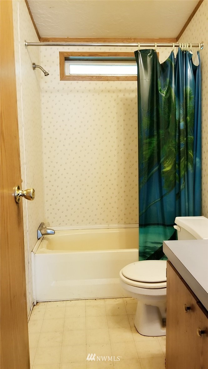 13716 Marcon Lane Southwest Rochester, WA 98579 - Photo 7 of 25