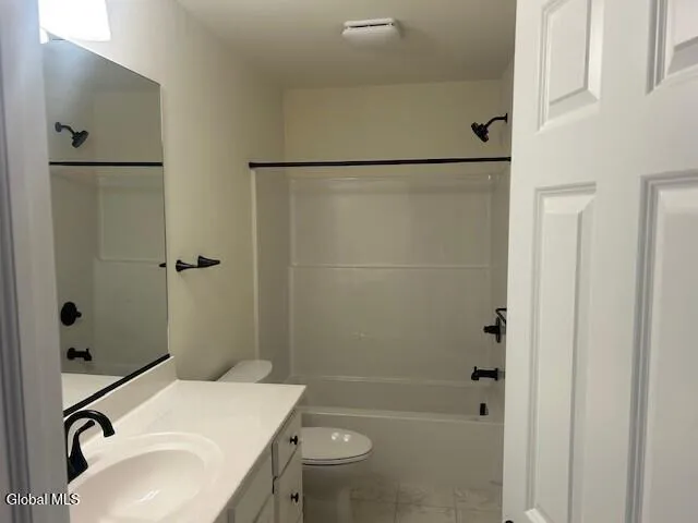 $695,000 | 42 Waterford Avenue, Colonie, NY 12110