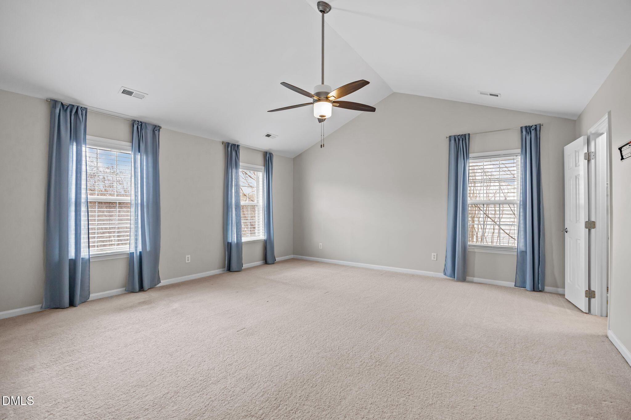9212 Sayornis Court Raleigh, NC 27615 - Photo 18 of 41 40-web-or-mls-IMG_7162