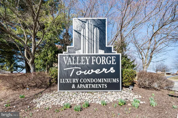 a sign on the side of the road