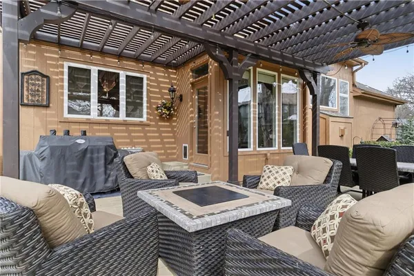 $540,000 | 225 Northeast Misty Meadow Drive, Lee's Summit, MO 64064