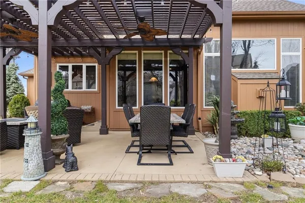 $540,000 | 225 Northeast Misty Meadow Drive, Lee's Summit, MO 64064