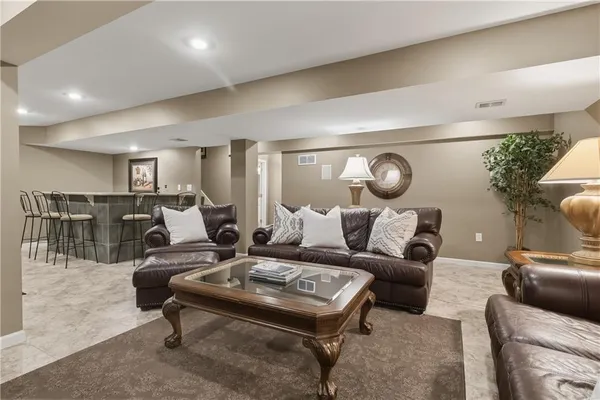 $540,000 | 225 Northeast Misty Meadow Drive, Lee's Summit, MO 64064