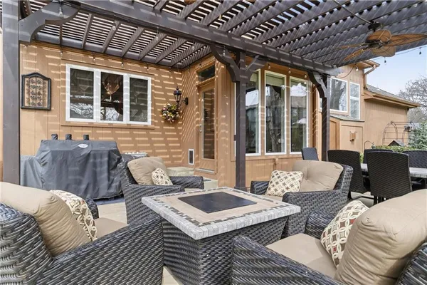 $540,000 | 225 Northeast Misty Meadow Drive, Lee's Summit, MO 64064