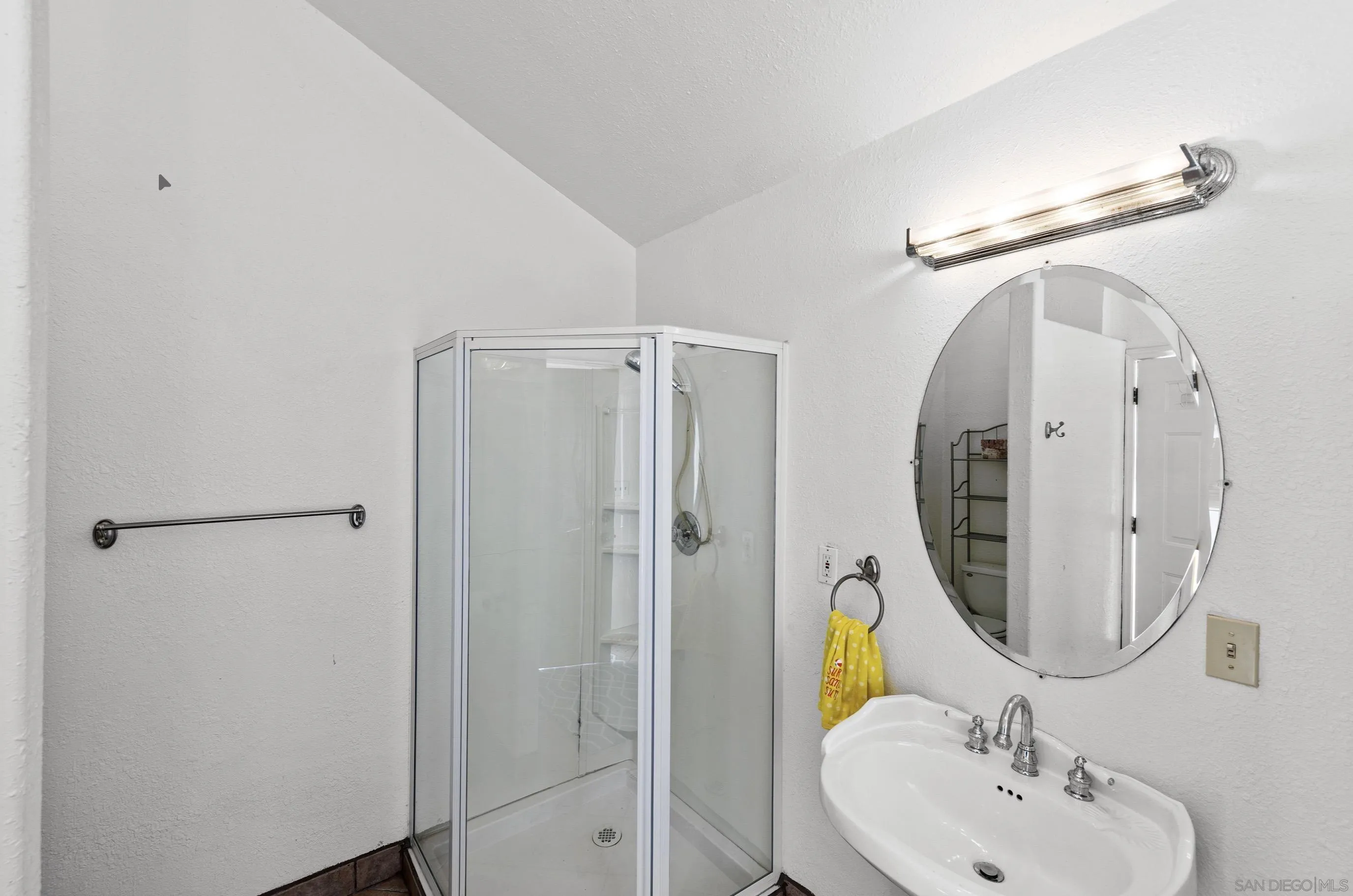 2389 Victoria Circle Alpine, CA 91901 - Photo 48 of 50