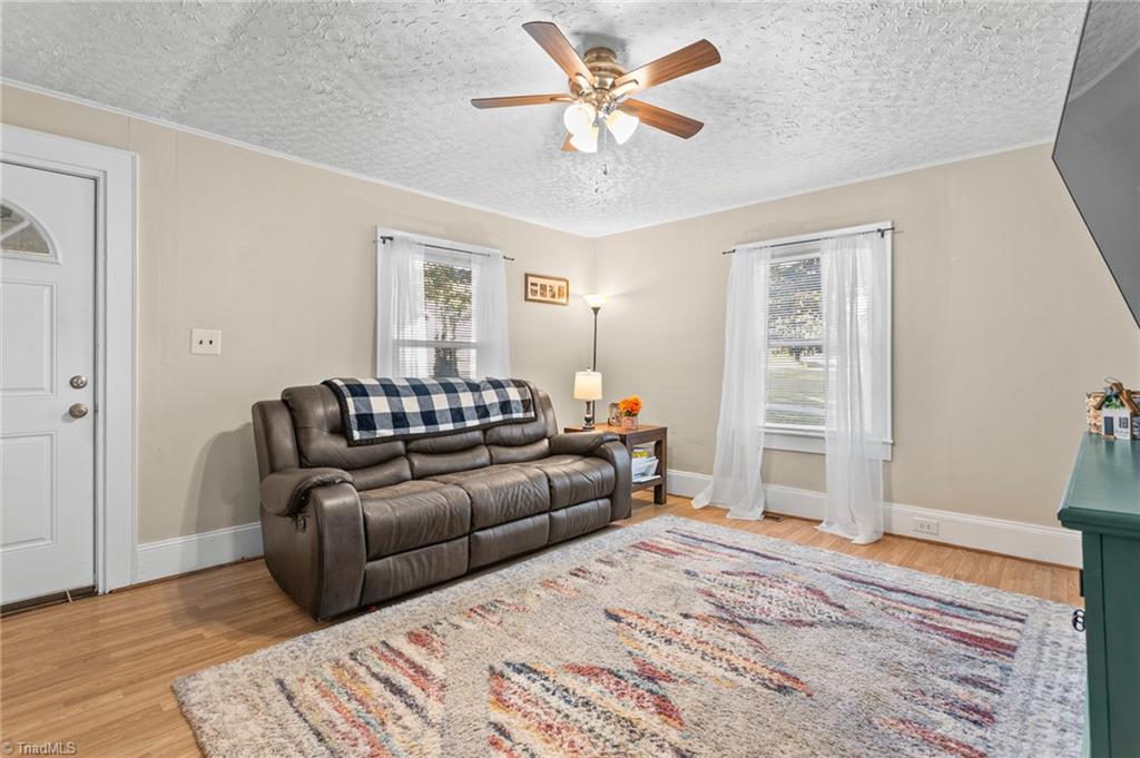 130 Turrentine Church Road Mocksville, NC 27028 - Photo 5 of 35