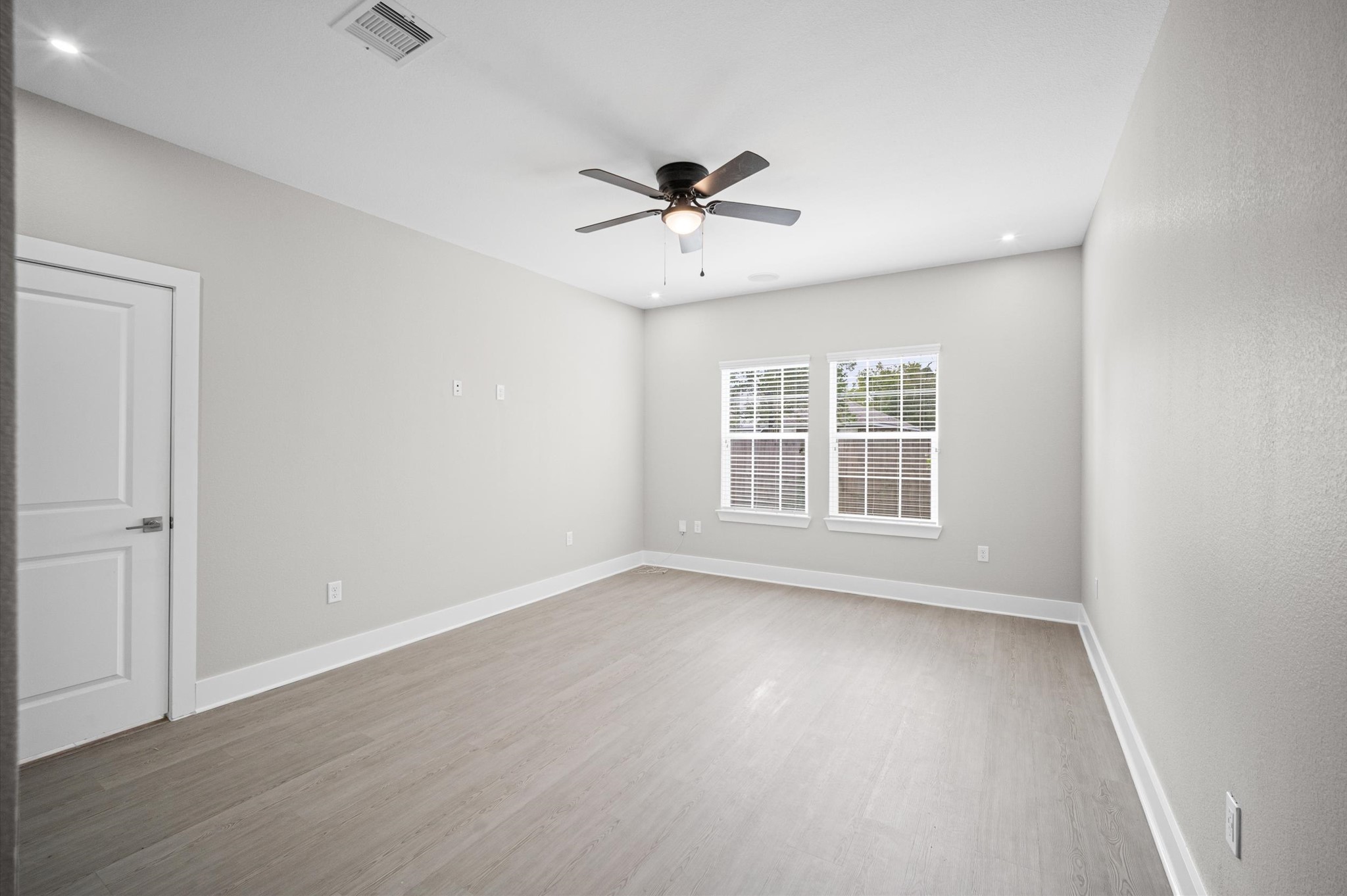 10017 Morocco Road Houston, TX 77041 - Photo 11 of 21 Gallery Image 11