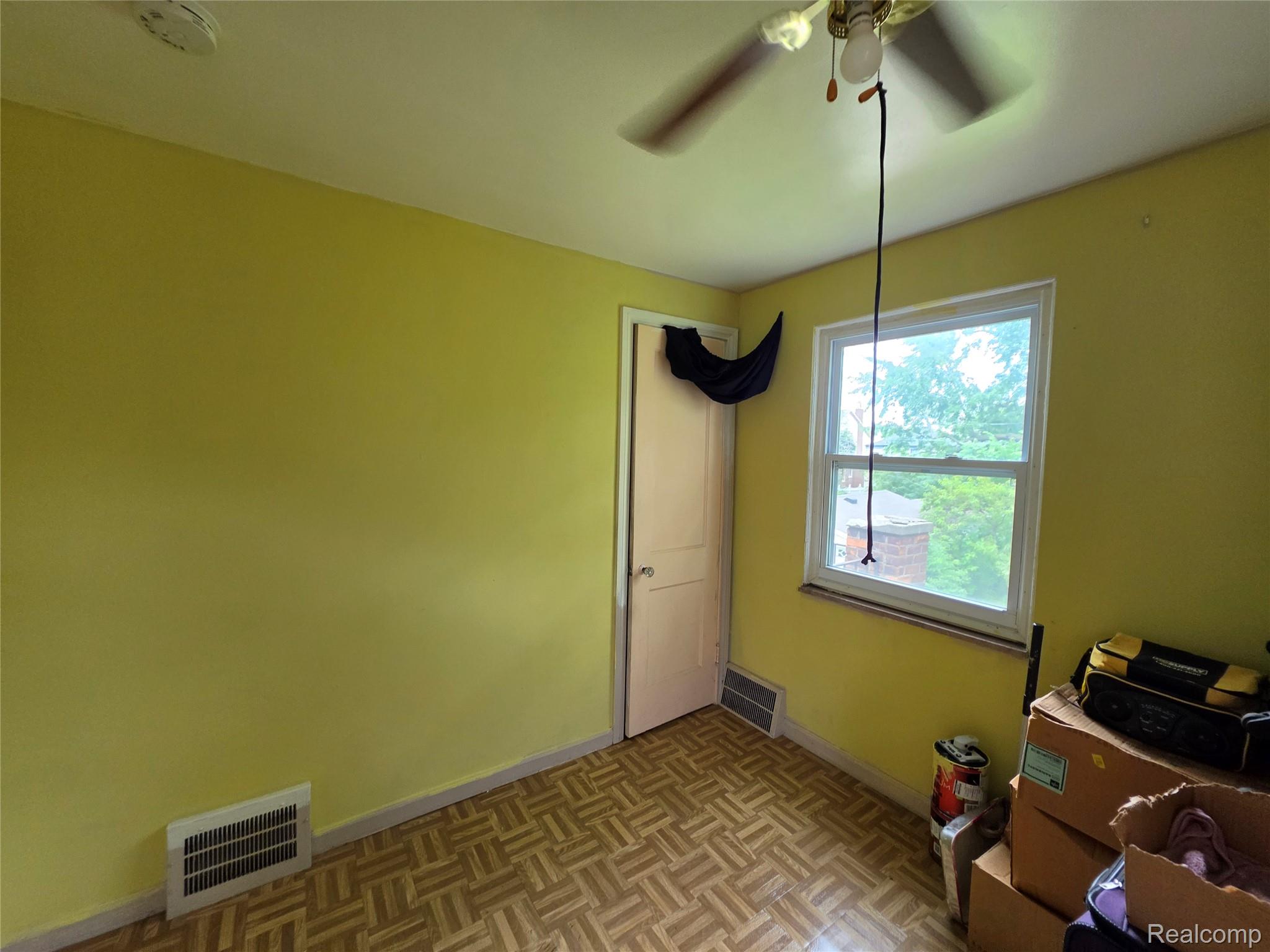 15832 Griggs Street Detroit, MI 48238 - Photo 16 of 24 20260626_163111.jpg
